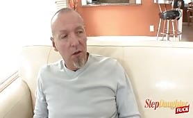 Man, woman get off in public porn clip featuring Nicole Ferrera