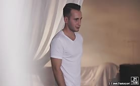 Slow Buzzing FuckMe Gap between Him and Her